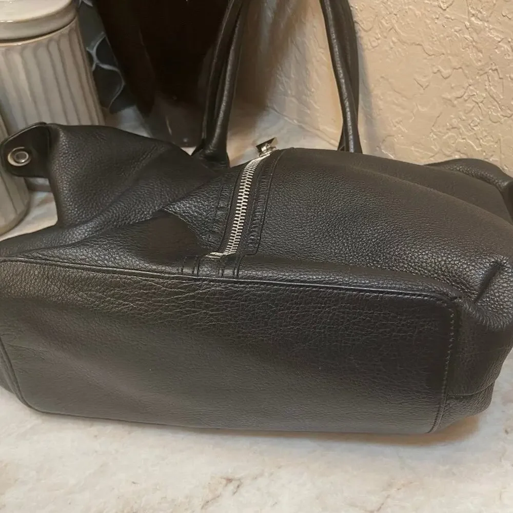 Pour la Victoire black leather satchel handbag